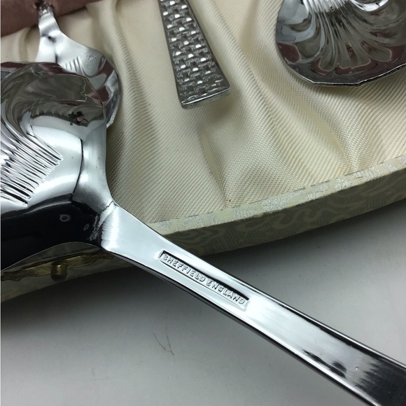 Sheffield England stainless chromium Serving spoon set - Picture 6 of 6